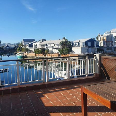 Knysna Quays Waterfront Accomodation Exterior photo